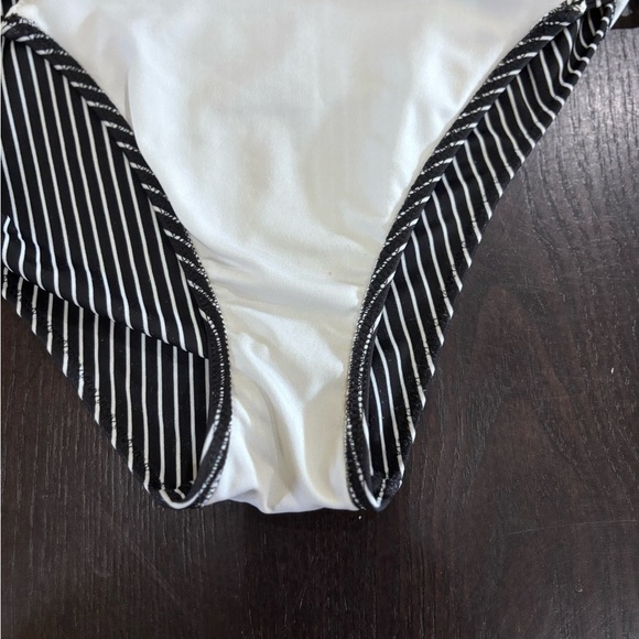 Shade & Shore Black & White Striped High Rise Bikini Batjing Suit Bottoms Size S - Picture 4 of 10